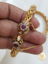 Noble Gleam Gold Polished Bangles/Kara