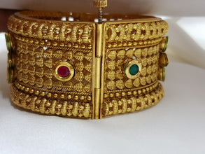 Regency Matte Gold Color Rajwadi Kara