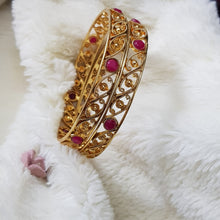 DignifiedMatte Gold Rajwadi Bangles