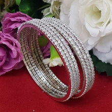 Gilded Serenity One Karat Karay