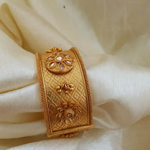 EliteMatte Gold Color Rajwari Kara