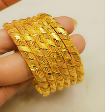 Timeless Opulence Gold Polished Bangles