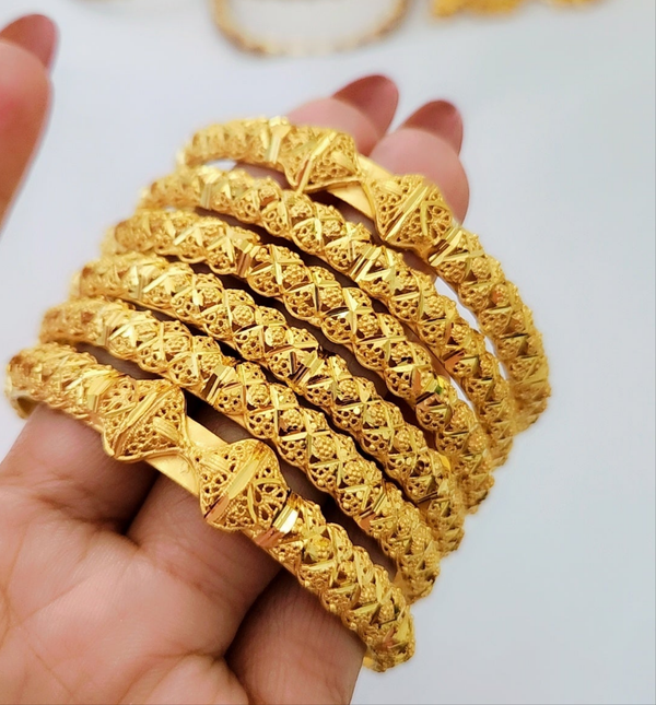 Aurum Luxe Lacker Bangles Set