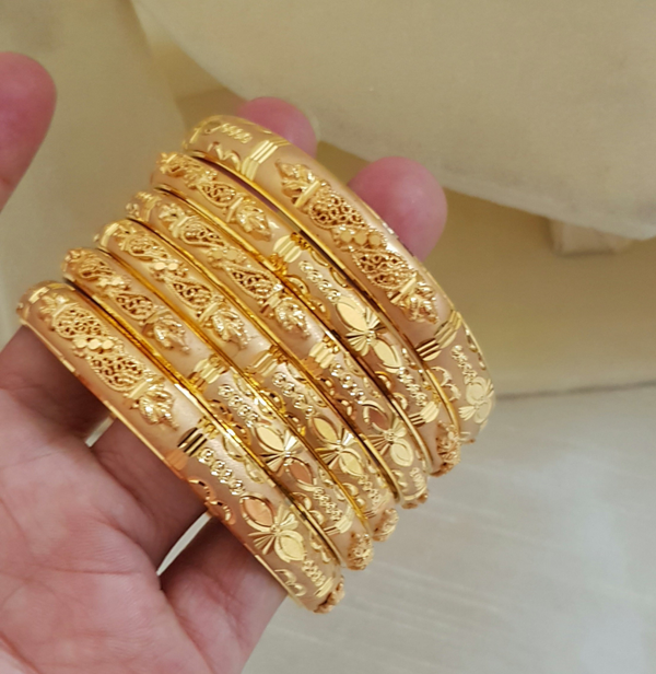 Majestic Heritage Gold Polished Bangles