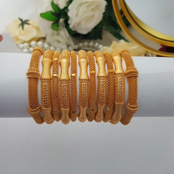 vintage-majesty-gold-polished-bangles