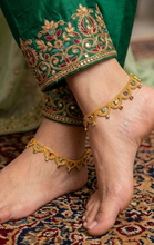 Radiant Gold Anklet for Women