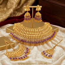 Lustrous Gold-Coated Bridal Necklace Set