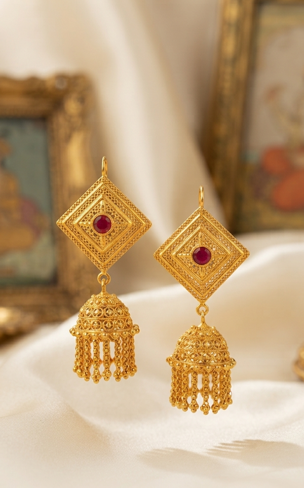 Golden Heritage Glow Earrings – Elegant Fashion Jewelry for Women