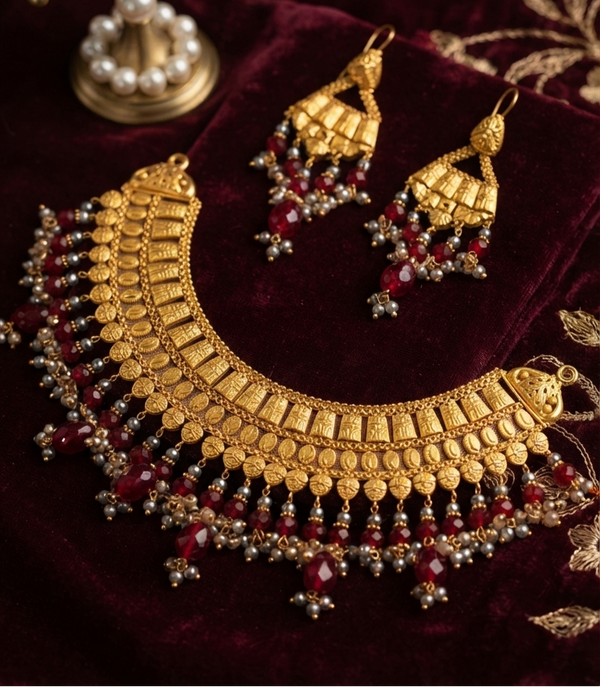 Sparkling Reflection Gold Polished  Necklace & Earring Set
