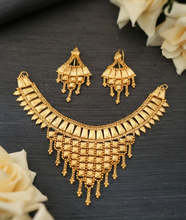 Opulent Majesty Statement Necklace