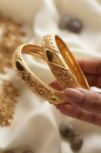 Royal Heritage Gold Polished Bangles/Karay