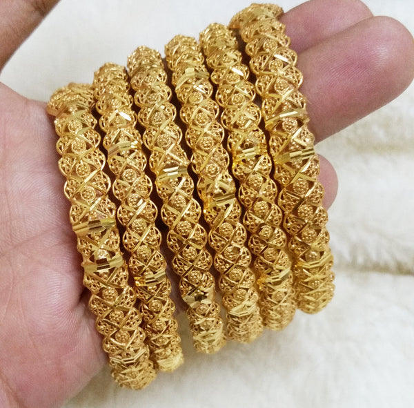 Heritage Gleam Gold Color Bangles