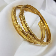 Gleaming Spin Like Gold Bangles