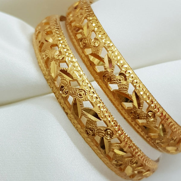 Divine Sparkle Gold Polished Bangles