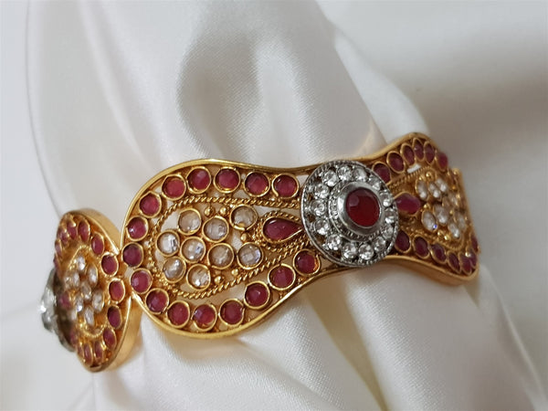 Elegant Matte Gold Rajwadi Kara