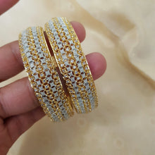 Luxe Legacy One Karat Twist Bangles