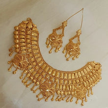 Ornate Gold Polished Necklace