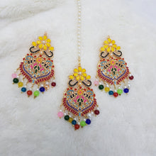 Bindia/Tika with Earrings Set In Multi Colors