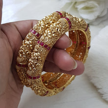 GlamourMatte Gold Rajwadi Kara