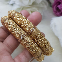 GlamourMatte Gold Rajwadi Kara