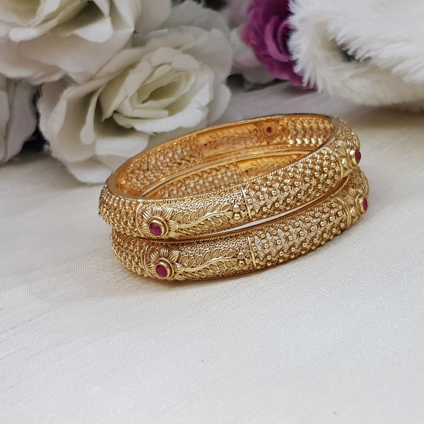 SplendidMatte Gold Rajwasdi Twist Bangles