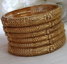 GrandeurMatte Golden Rajwadi Bangles