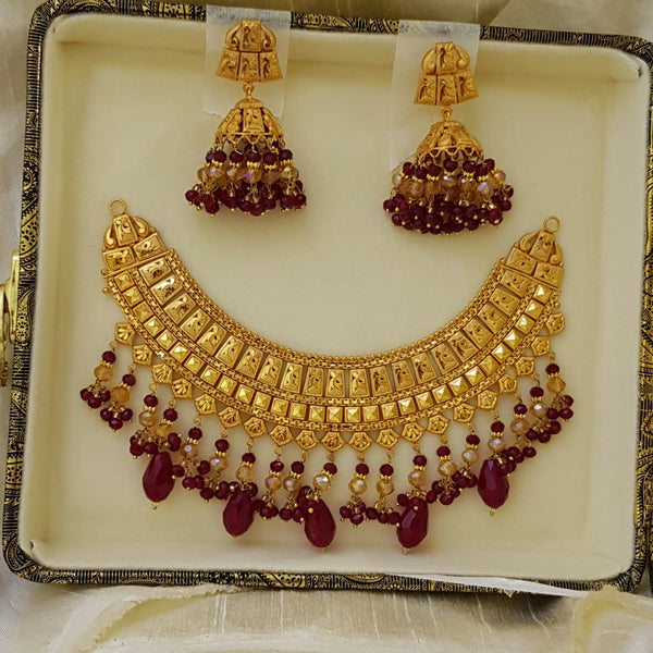 Dazzling Gold Elegance Necklace