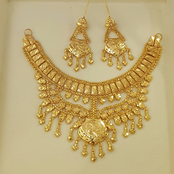 Regal Gold Overlay Necklace