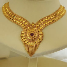 Gilded Gold Look Necklace