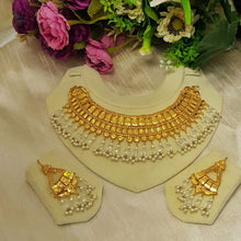 Shimmering Gold Accent Necklace