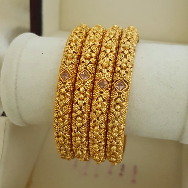 Grandiose Majesty Rajwari Bangles