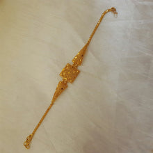 Golden Majesty Bracelet