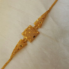 Golden Majesty Bracelet