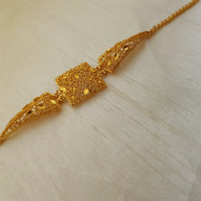 Golden Majesty Bracelet