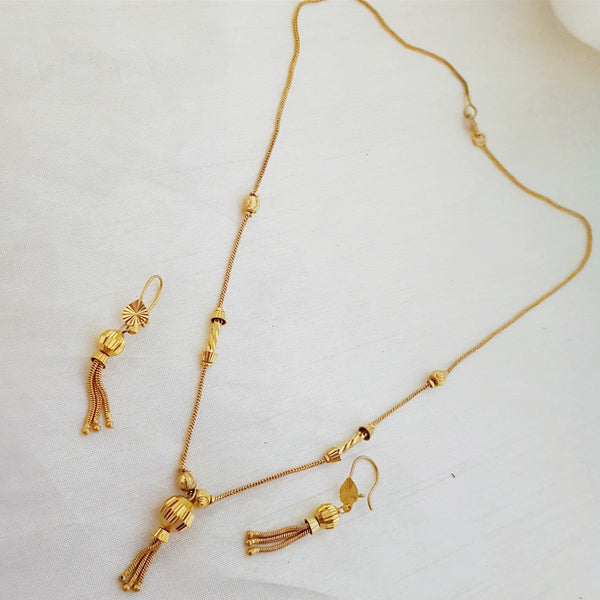 Elegant Gold Chain Set