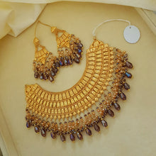 Lustrous Gold Polished Necklace