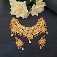 Radiant Gold Accent Necklace