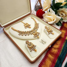 Timeless Bridal Necklace Set