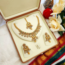 Timeless Bridal Necklace Set