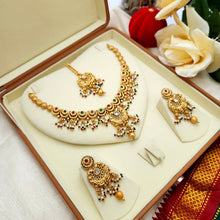 Timeless Bridal Necklace Set