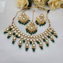 Exquisite Kundan Bridal Necklace Set