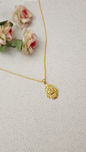 Royal Arabic Script Pendant