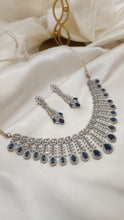 Luxe Halo Diamond Necklace