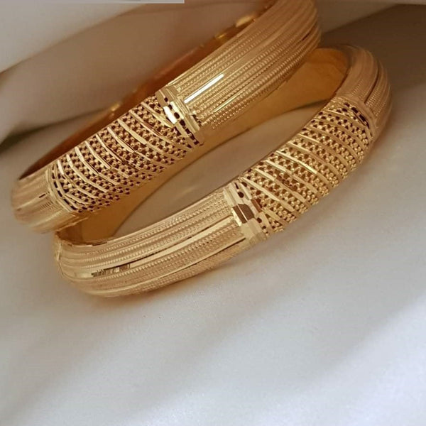 Regal Charm Gold Polished Bangles