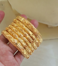 Majestic Heritage Gold Polished Bangles