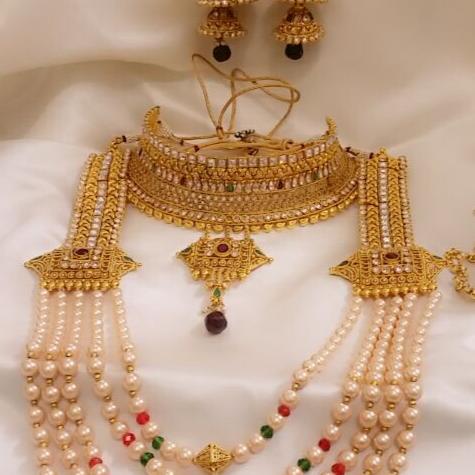 Shimmering Bridal Necklace Set