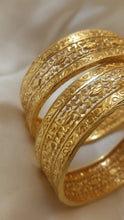 Timeless Splendor Gold Look Bangles