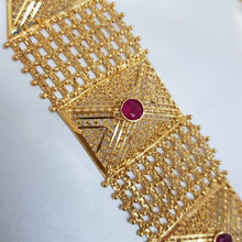 Shiny Gold Adorned Malla Necklace