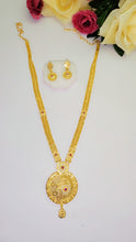 Shining Legacy Gold Polished Malla Necklace