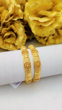 Golden Empress Loop Kara | Classic Polished Elegance